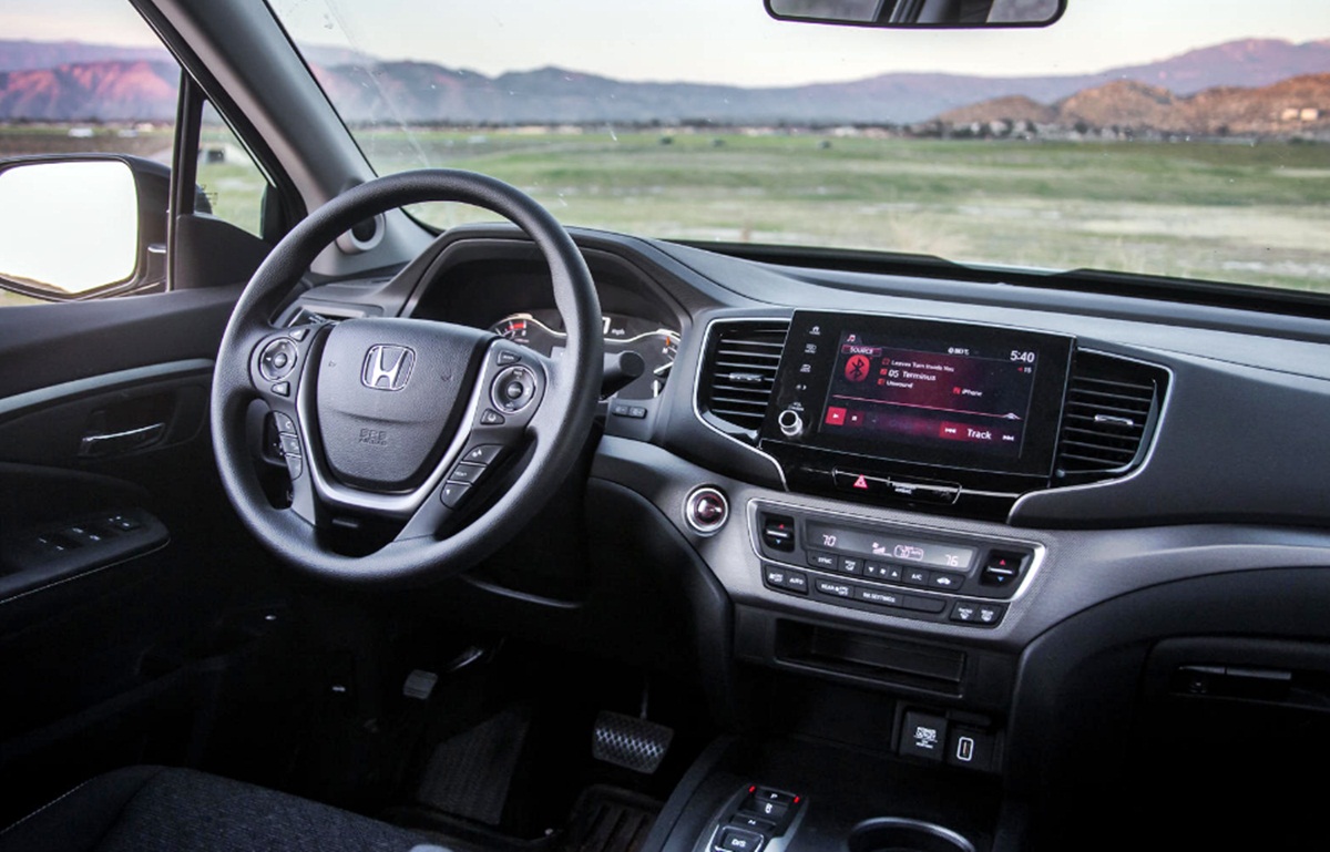 Honda Ridgeline 2024 interior